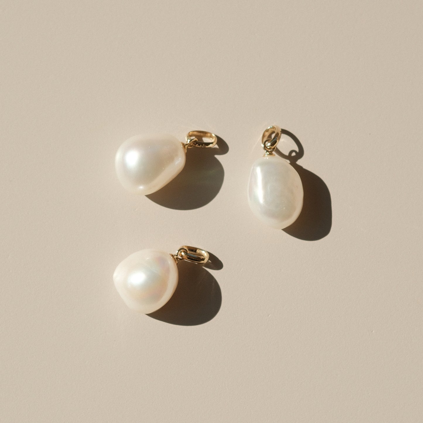 Baroque Pearl Pendant