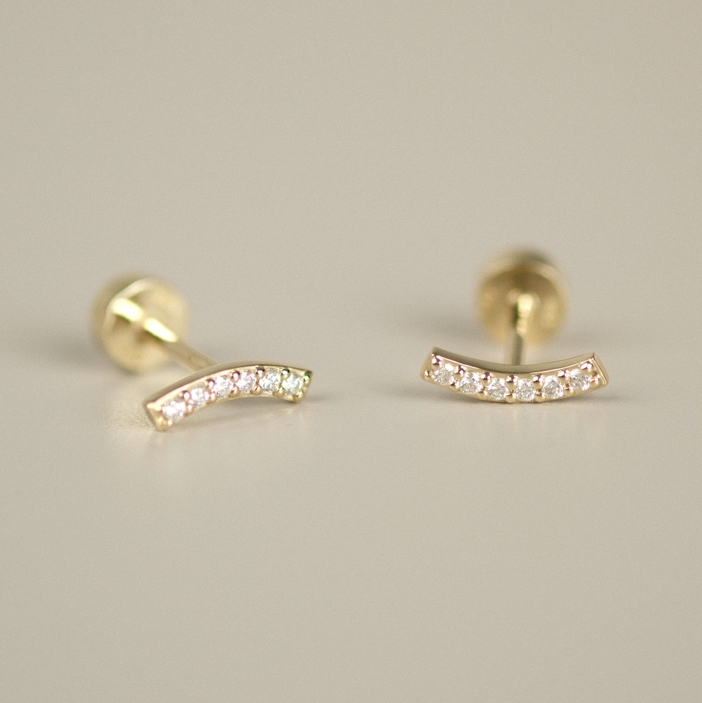 Diamond Curve Stud