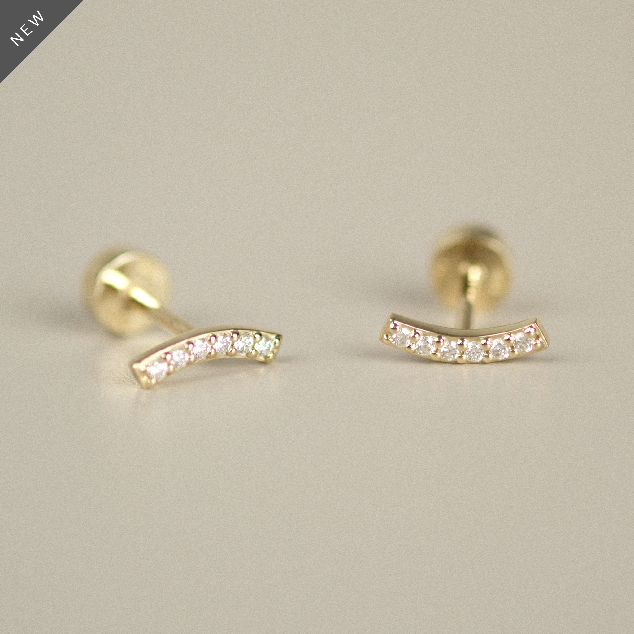 Diamond Curve Stud