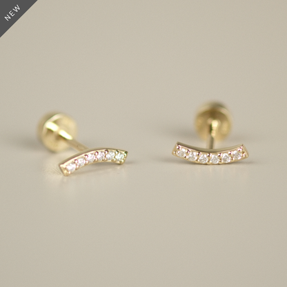 Diamond Curve Stud
