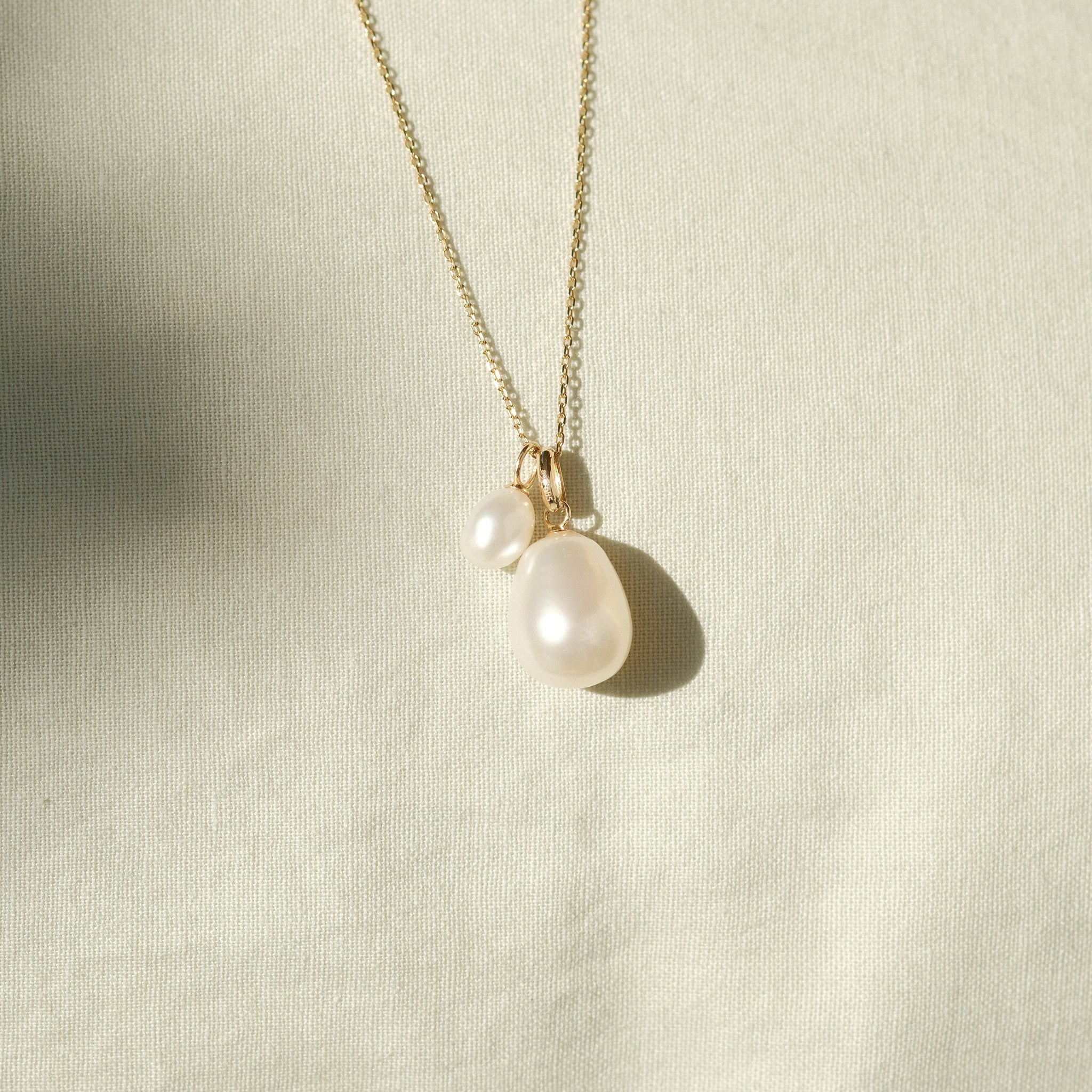 Pearl Charm